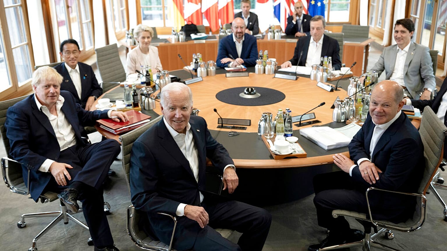 G7