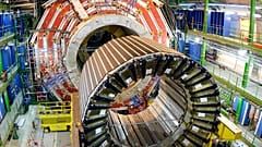 Teilchenbeschleuniger (Large Hadron Collider - LHC) 
