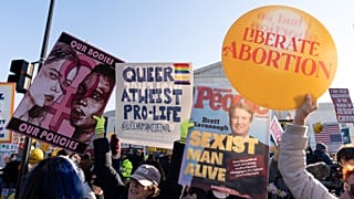 Les défenseurs du droit à l'avortement manifestent devant la Cour suprême des États-Unis