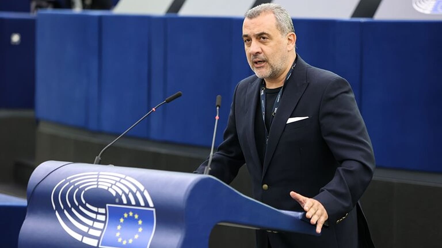 Ο Κύπριος Ευρωβουλευτής Λουκάς Φουρλάς
