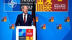 Bundeskanzler Olaf Scholz am Schlusstag des Nato-Gipfels in Madrid