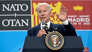 El presidente Joe Biden habla durante una conferencia de prensa en el último día de la cumbre de la OTAN en Madrid, el jueves 30 de junio de 2022.