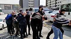 Peker'in elebaşı olduğu belirtilen suç örgütüne yönelik operasyonda yakalananlar (Arşiv)