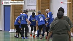 Grönländische Rentner beim Wettbewerb 