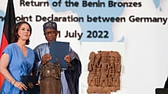 La ministre allemande des Affaires étrangères Annalena Baerbock et le ministre nigérian de la culture Lai Mohammed, Berlin, le 1er juillet 2022