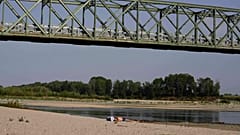 Река По в районе города Павия, регион Ломбардия