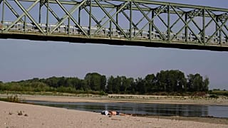 Река По в районе города Павия, регион Ломбардия