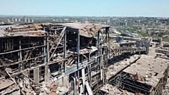Imagen de las ruinas de la planta de Azovstal, en Mariupol, en el territorio que está bajo el control del Gobierno de la República Popular de Donetsk, al este de Ucrania. 