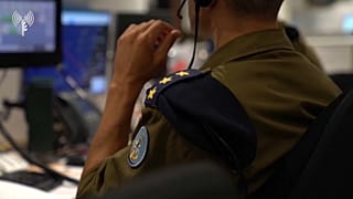 İsrail, Hizbullah tarafından fırlatılan 3 İHA'nın havada vurulduğunu açıkladı