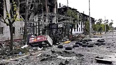 Luhansk bölgesindeki Lisiçank şehrindeki çatışmalar sonrası bir görüntü