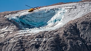Operação de busca e resgate foram retomadas esta segunda-feira nos alpes italianos