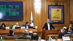حضور شهردار تهران در جلسه شورای شهر