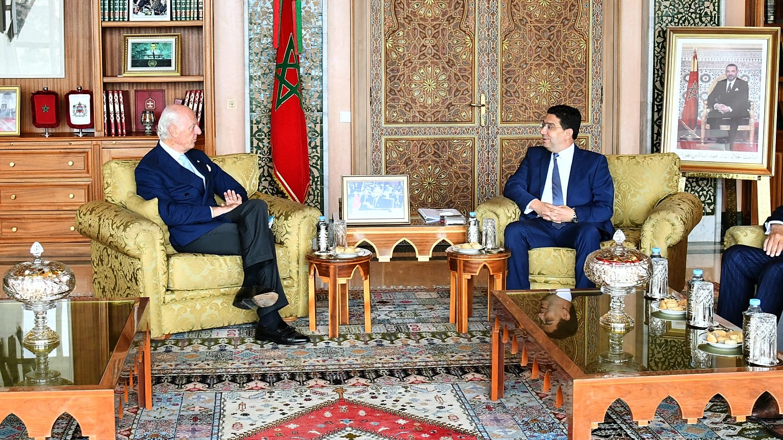 وزير الخارجية المغربي ناصر بوريطة رفقة المبعوث الأممي للصحراء الغربية  ستافان دي ميستورا.