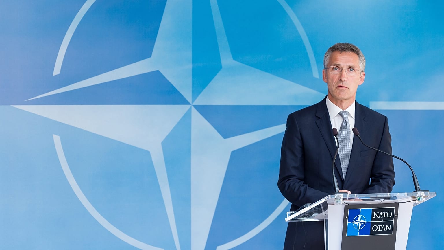 Jens Stoltenberg Brüsszelben, 2015-ben