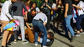 Βίαιη καταστολή συγκέντρωσης ΛΟΑΤΚΙ στην Άγκυρα