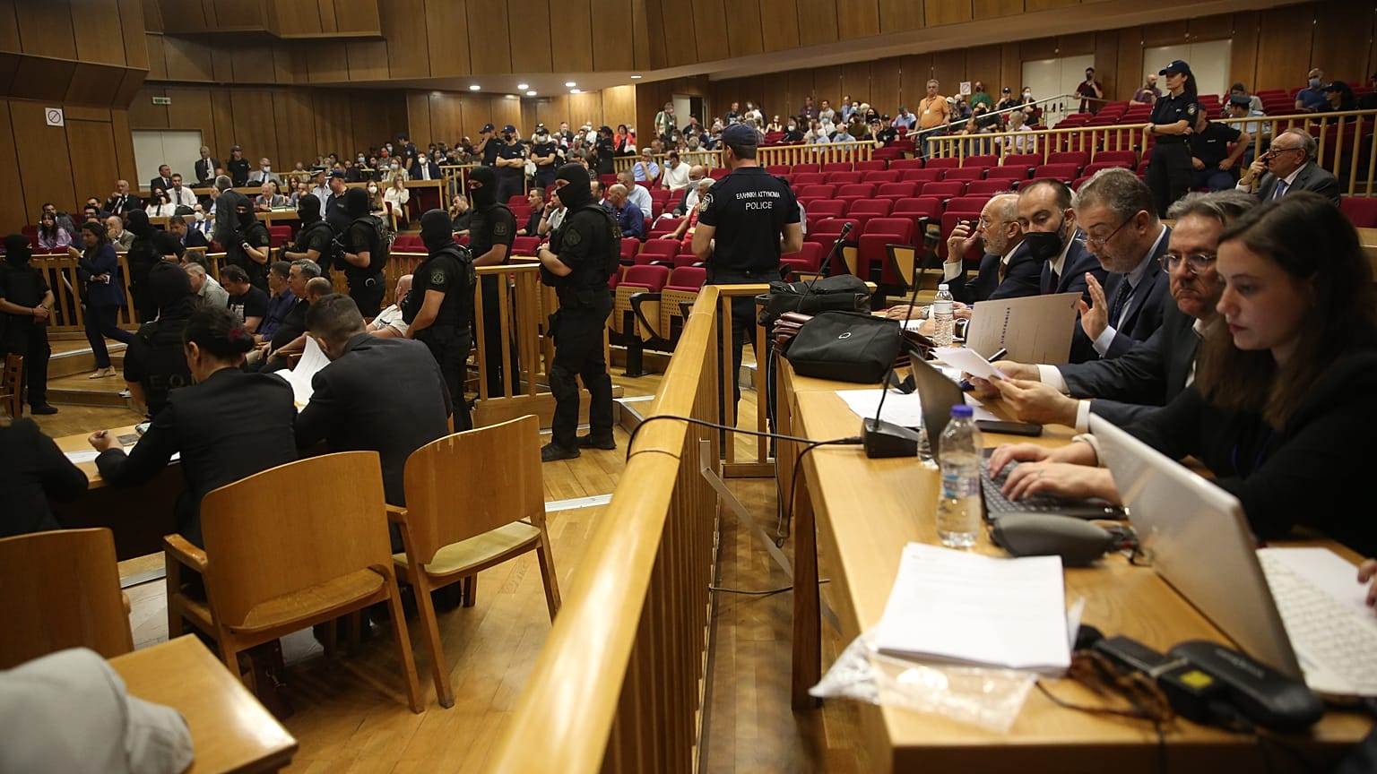 Γενική άποψη της αίθουσας του δικαστηρίου, όπου εκδικάζεται σε δεύτερο βαθμό η δίκη της Χρυσής Αυγής