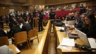 Γενική άποψη της αίθουσας του δικαστηρίου, όπου εκδικάζεται σε δεύτερο βαθμό η δίκη της Χρυσής Αυγής
