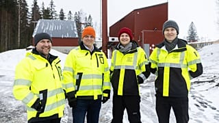 Laut der Firma „Polar Night Energy“, die das Konzept entwickelt hat, speichert der Sand in dem Stahlsilo die Hitze bis zu drei Monate lang.