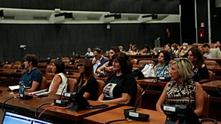 A genovai összeomlott híd tárgyalása
