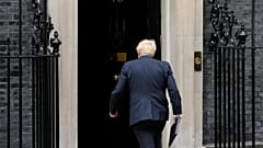 Boris Johnson távozik, miután bejelentette lemondását 2022. július 7-én
