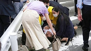 Shinzo Abe tras ser tiroteado