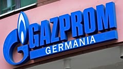 El logotipo de "Gazprom Germania" aparece en la sede de la empresa en Berlín, Alemania, el 6 de abril de 2022.