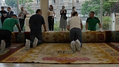 Der Teppich misst stolze 25 mal sieben Meter.