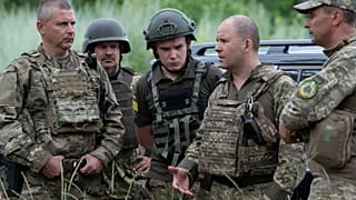 Ruszin-Szendi Romulusz (bal oldalon) Ukrajnában