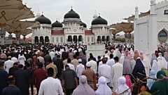 Oración en la Fiesta del Sacrificio en Indonesia