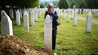 Friedhof und Gedenkstätte Potocari bei Srebrenica in Bosnien und Herzegowina