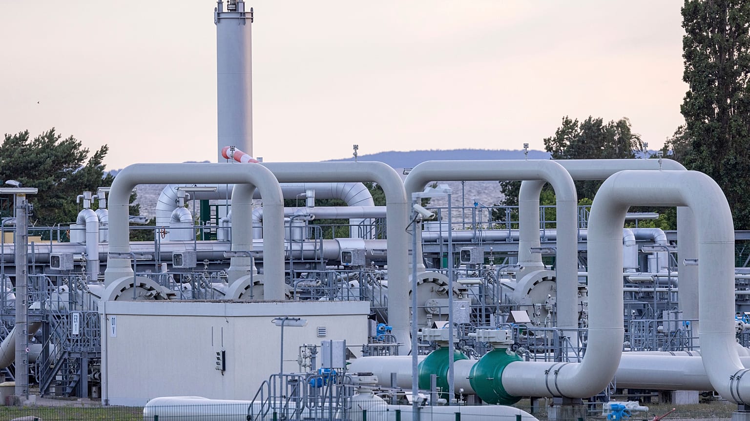 Приемный терминал газопровода "Северный поток — 1" в Любмине, Германия. 11 июля 2022