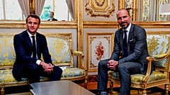دیدار امانوئل ماکرون با دارا خسروشاهی، مدیرعامل اوبر در سال ۲۰۱۹