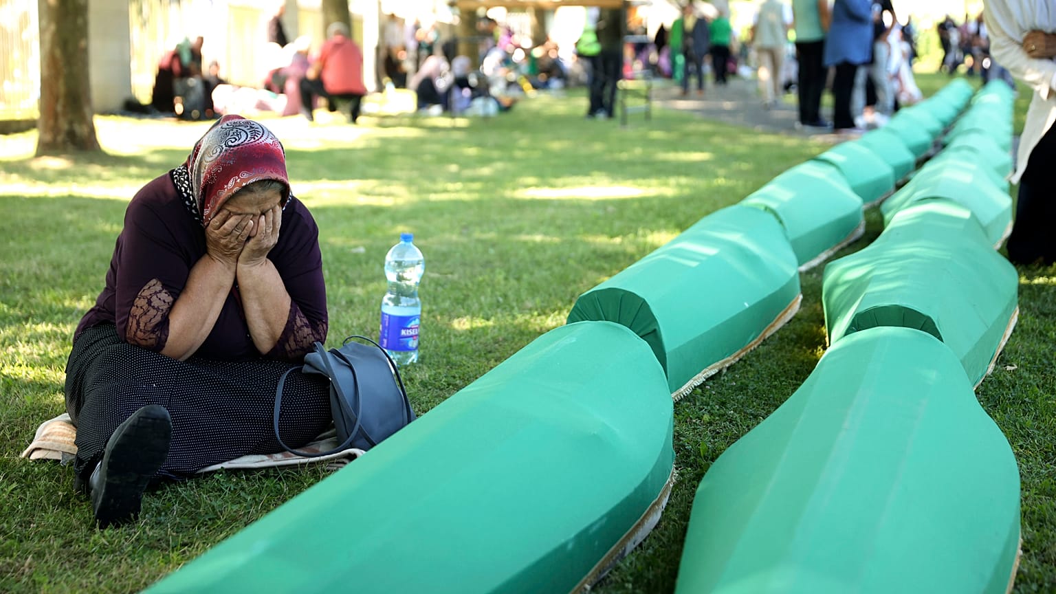 Srebrenitsa anneleri