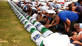 50 weitere Opfer des Völkermordes wurden an diesem Monatg in Pocari bbestattet