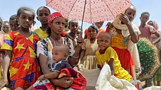 Kinder im vom Hunger gezeichneten Äthiopien - eines der Länder, deren Bevölkerungszahl laut UNO am deutlichsten zulegen wird.