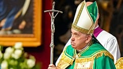 Papst Franziskus bei einem Gottesdienst im Vatikan am 3. Juli 2022 