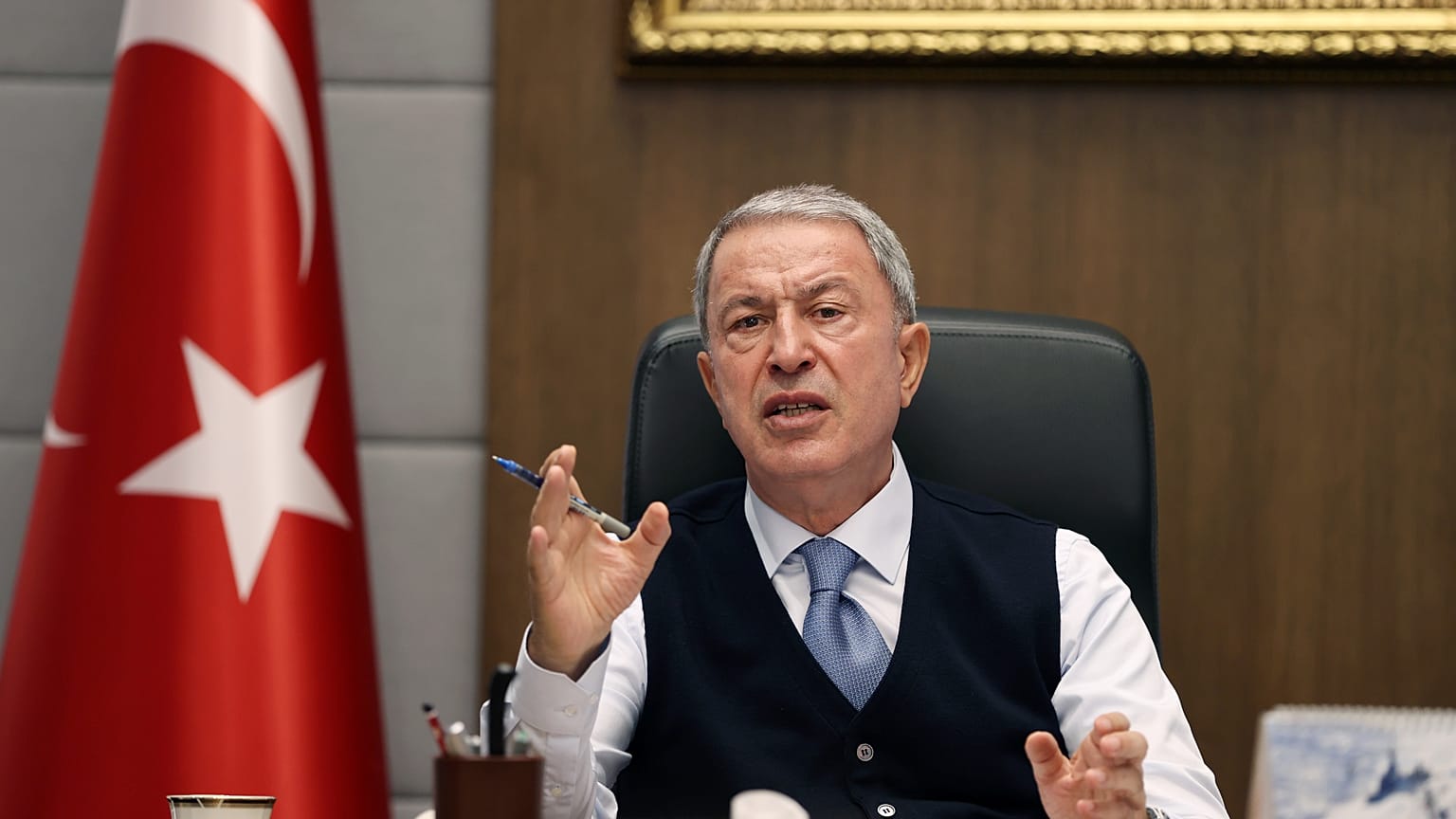 Milli Savunma Bakanı Hulusi Akar