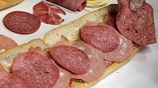 Felvágottak a francia húspulton 