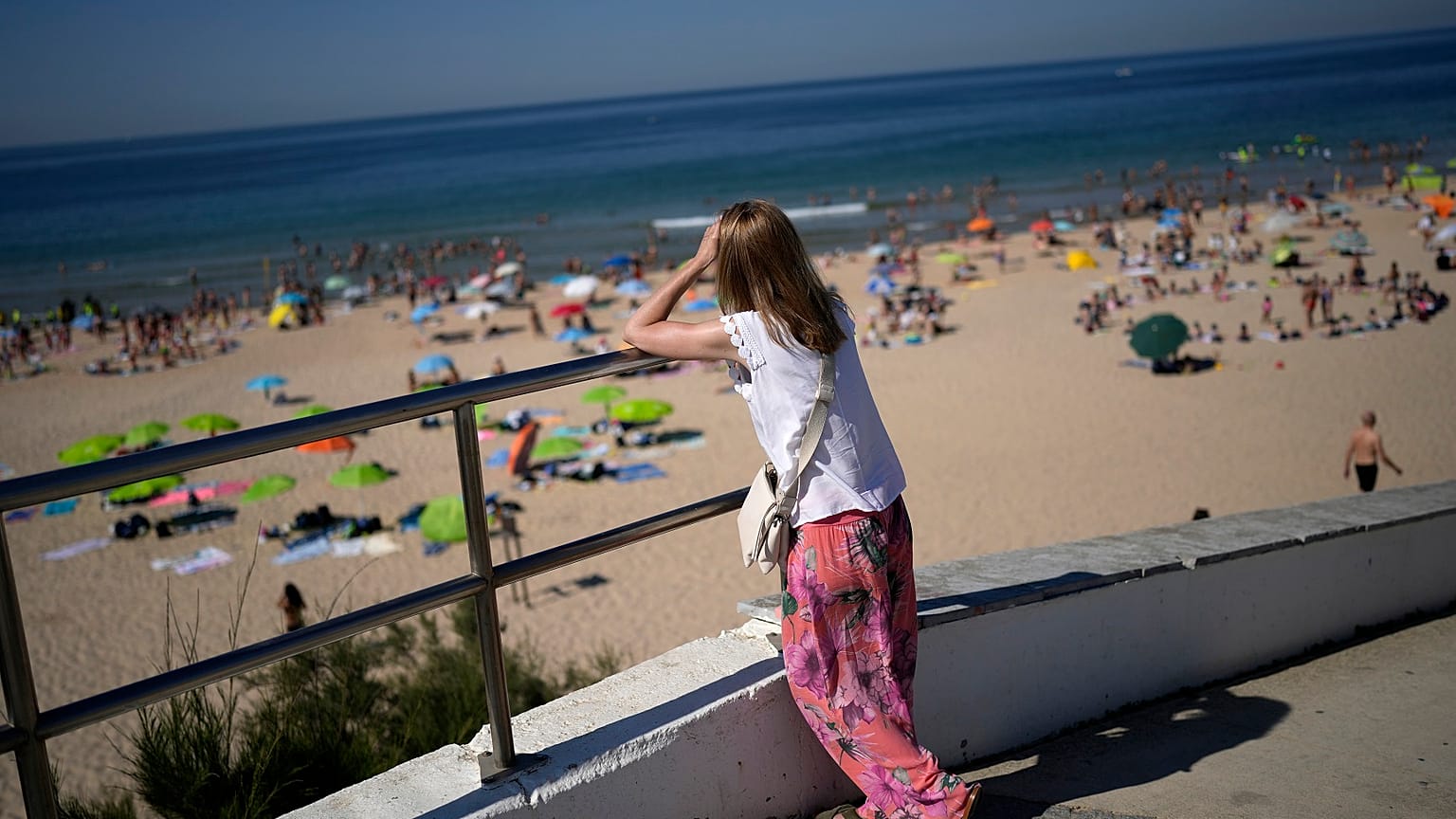 Der Carcavelos-Strand bei Lissabon