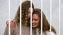 Журналистки Катерина Андреева и Дарья Чульцова на суде по делу о беспорядках