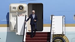 Az amerikai elnök a tel-avivi Ben Guron repülőtéren