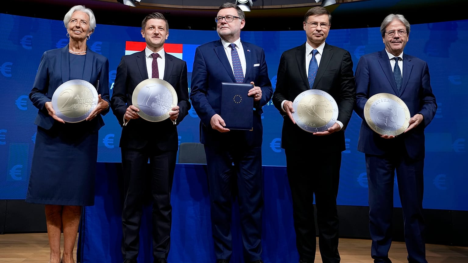 Unterzeichnungszeremonie für Kroatiens Euro-Beitritt am 12. Juli in Brüssel