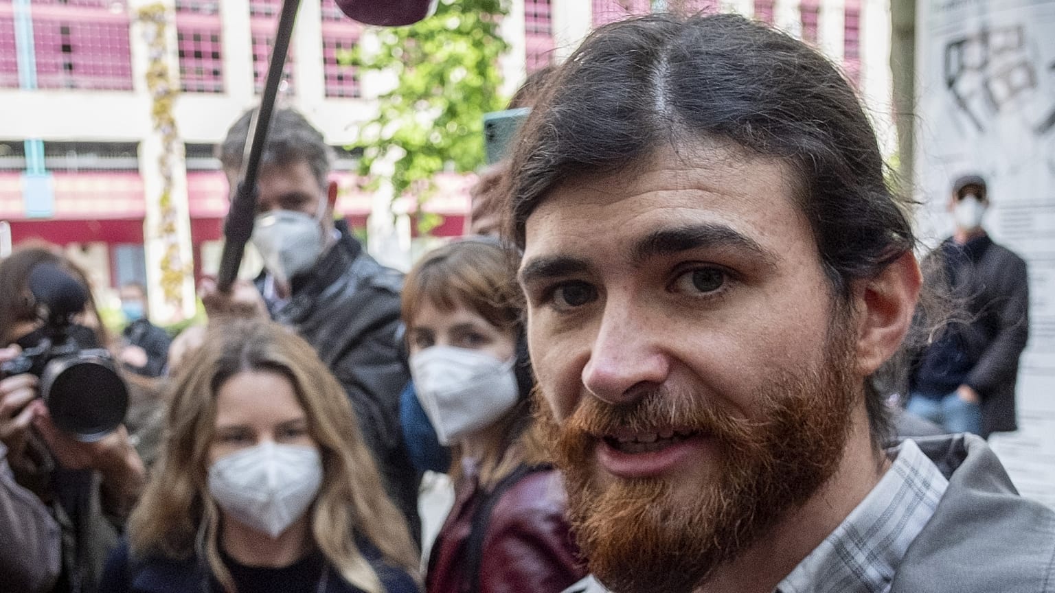Tavalyi felvétel a bírósági tárgyalásra érkező Franco A.-ról
