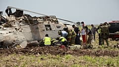 Mentési munkálatok a Black Hawk helikopternél, Los Mochis közelében