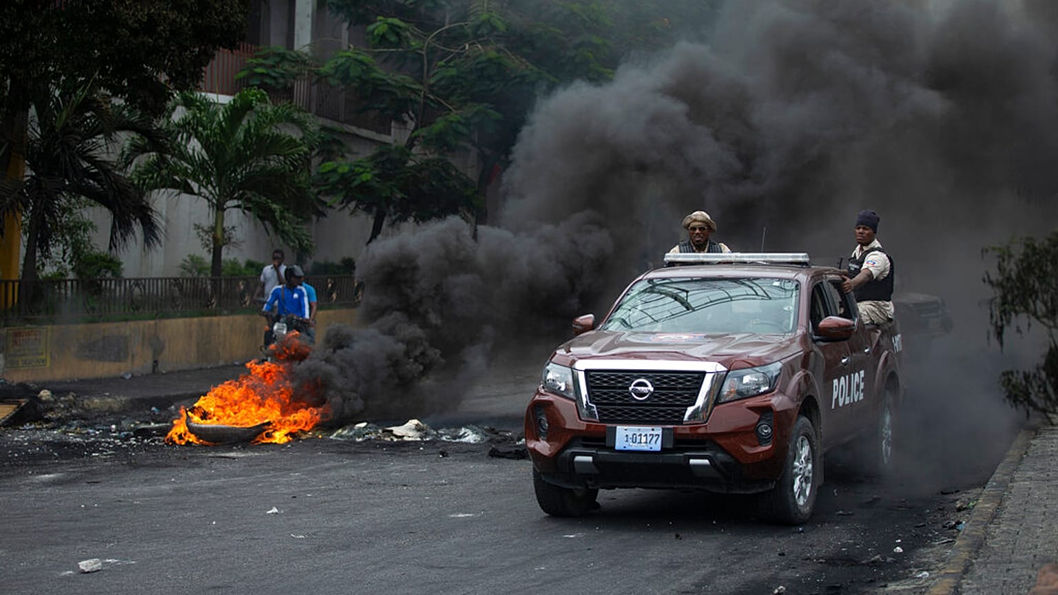 Haiti'de protestolara polis müdahale etti