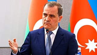 Jeyhun Bayramov, ministro degli Esteri azerbaigiano (foto d'archivio)