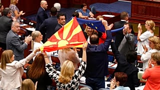 Freude in Nordmazedonien und in Albanien