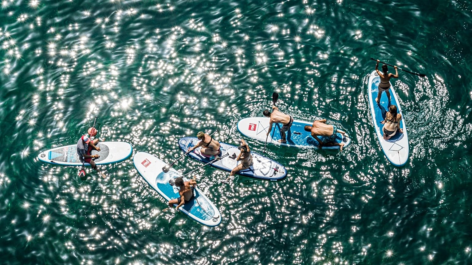 Wassersport im Sommer - Illustrationsbild