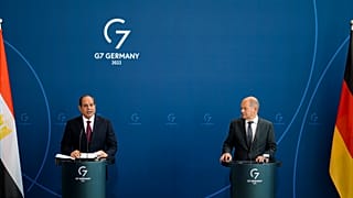 المستشار الألماني أولاف شولتس والرئيس المصري عبد الفتاح السيسي 