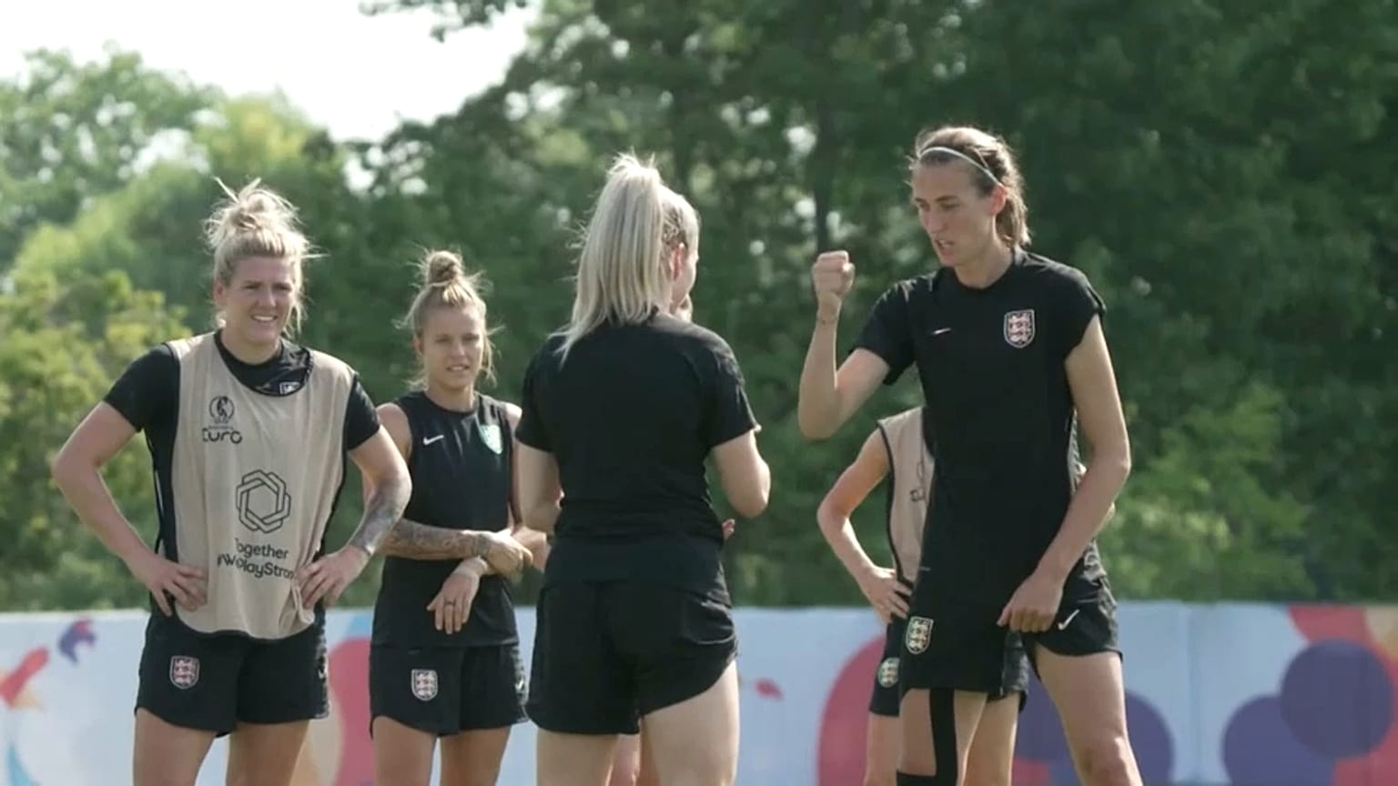 Engländerinnen beim Training